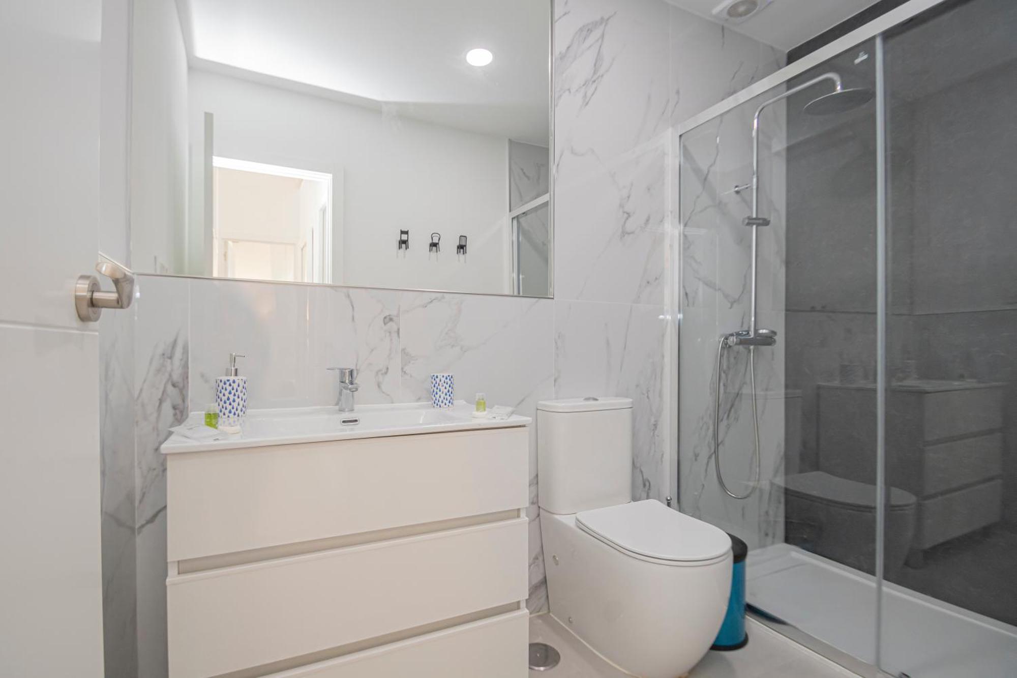 New Luxury And Sunny 2br Premium Spot * Siviglia