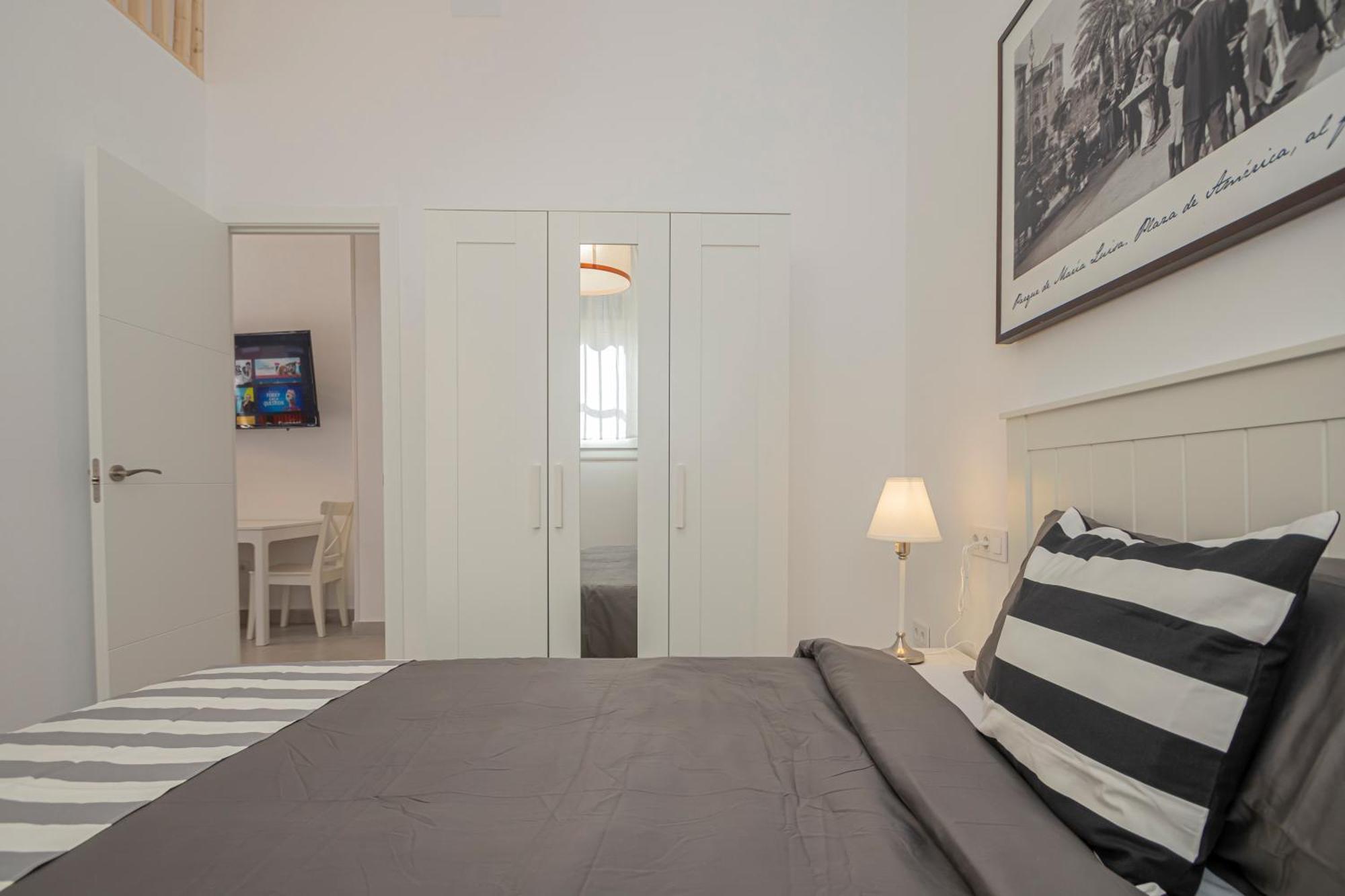 New Luxury And Sunny 2br Premium Spot Siviglia